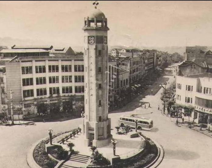 1997年，中央为何要将重庆设为直辖市？事实证明*小平邓**真高明