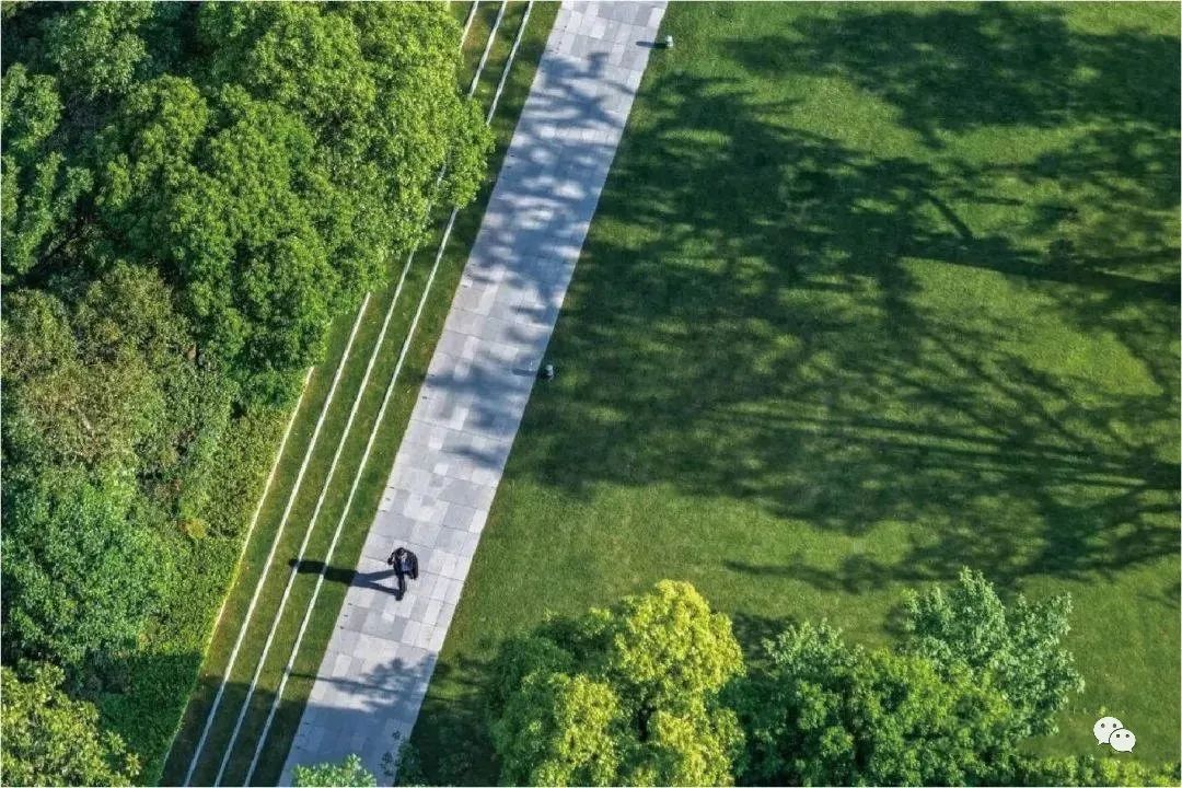 「合景朗悦公馆」70年产权住宅，总价64万买精装三房134方叠墅