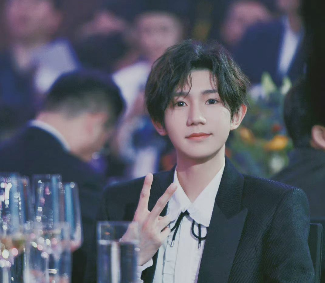 明星站姐有多好看,明星有名的站姐