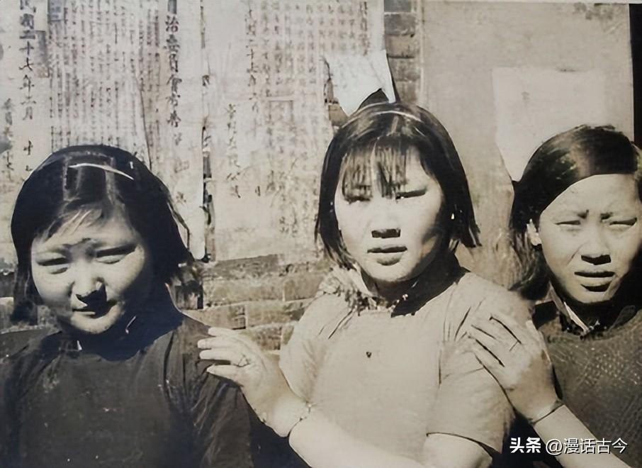 渚靛崕鏃ュ啗鍏借缁濈増鐓х墖,鏃ュ啗渚靛崕鍏借