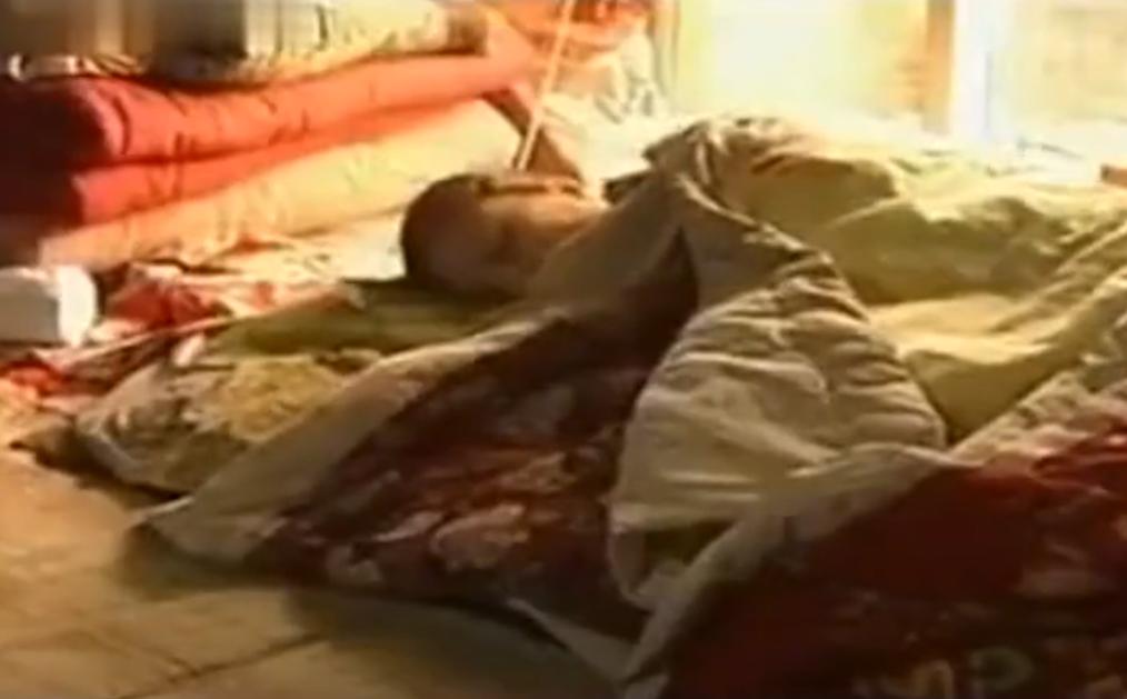 河北女孩瘫痪,河北女子瘫痪在床20年