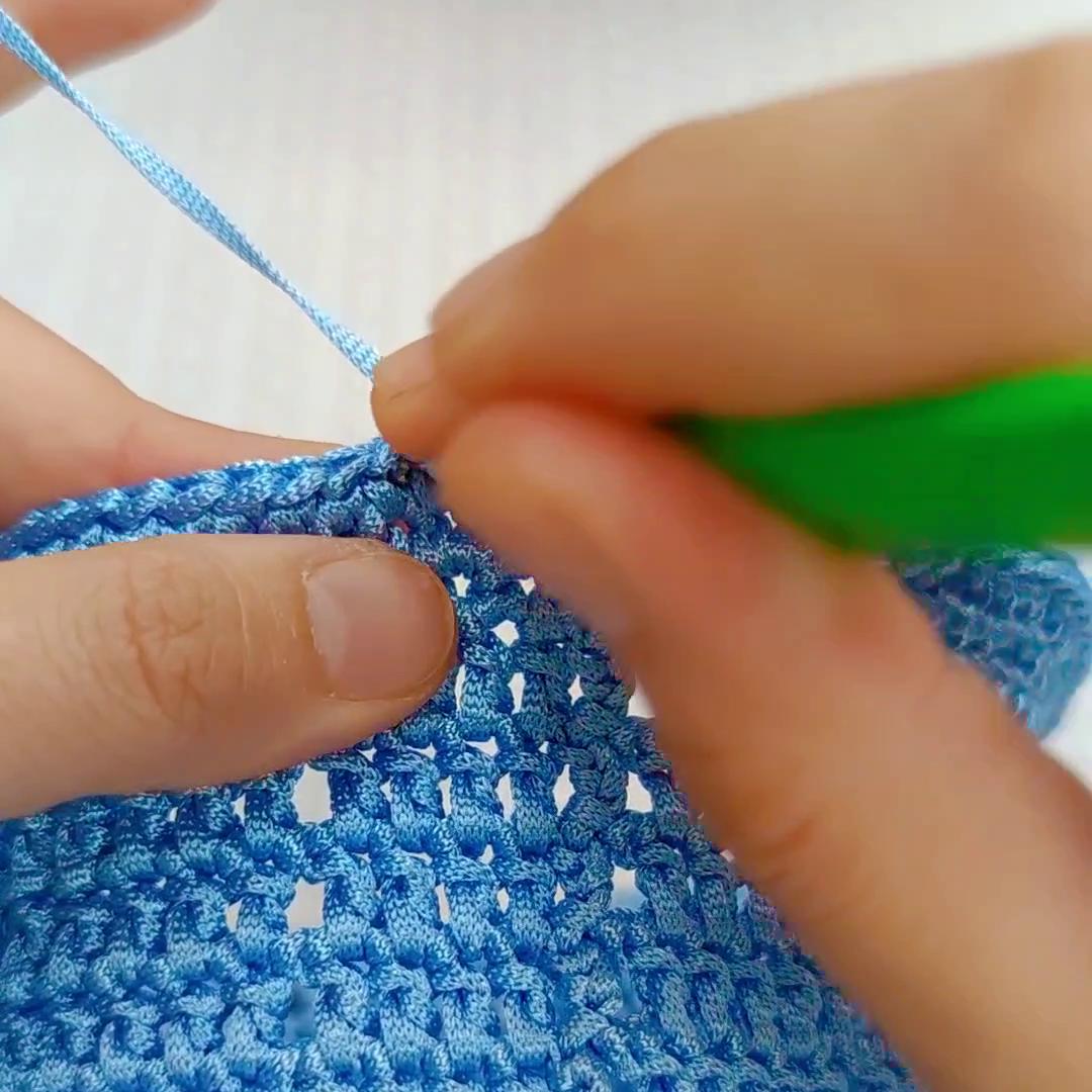 diy手工米奇绒线护耳帽,珊瑚绒米奇护耳帽的编织视频