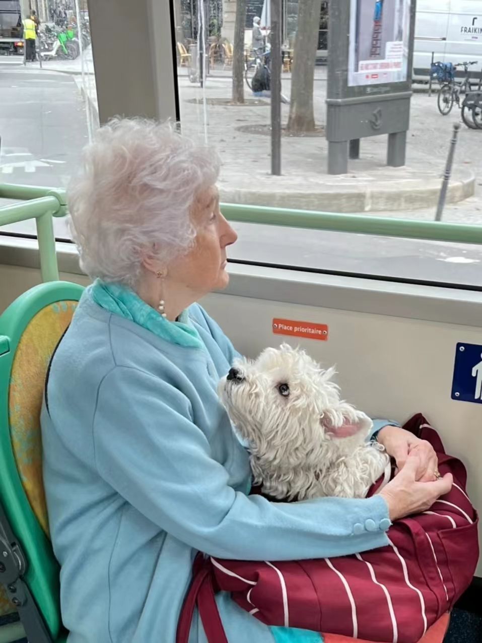 老年人应该怎么穿衣才好看,老年人适合穿什么衣服显年轻