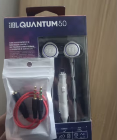 适合游戏的入耳耳机，一些高灵敏度低延迟的好选择