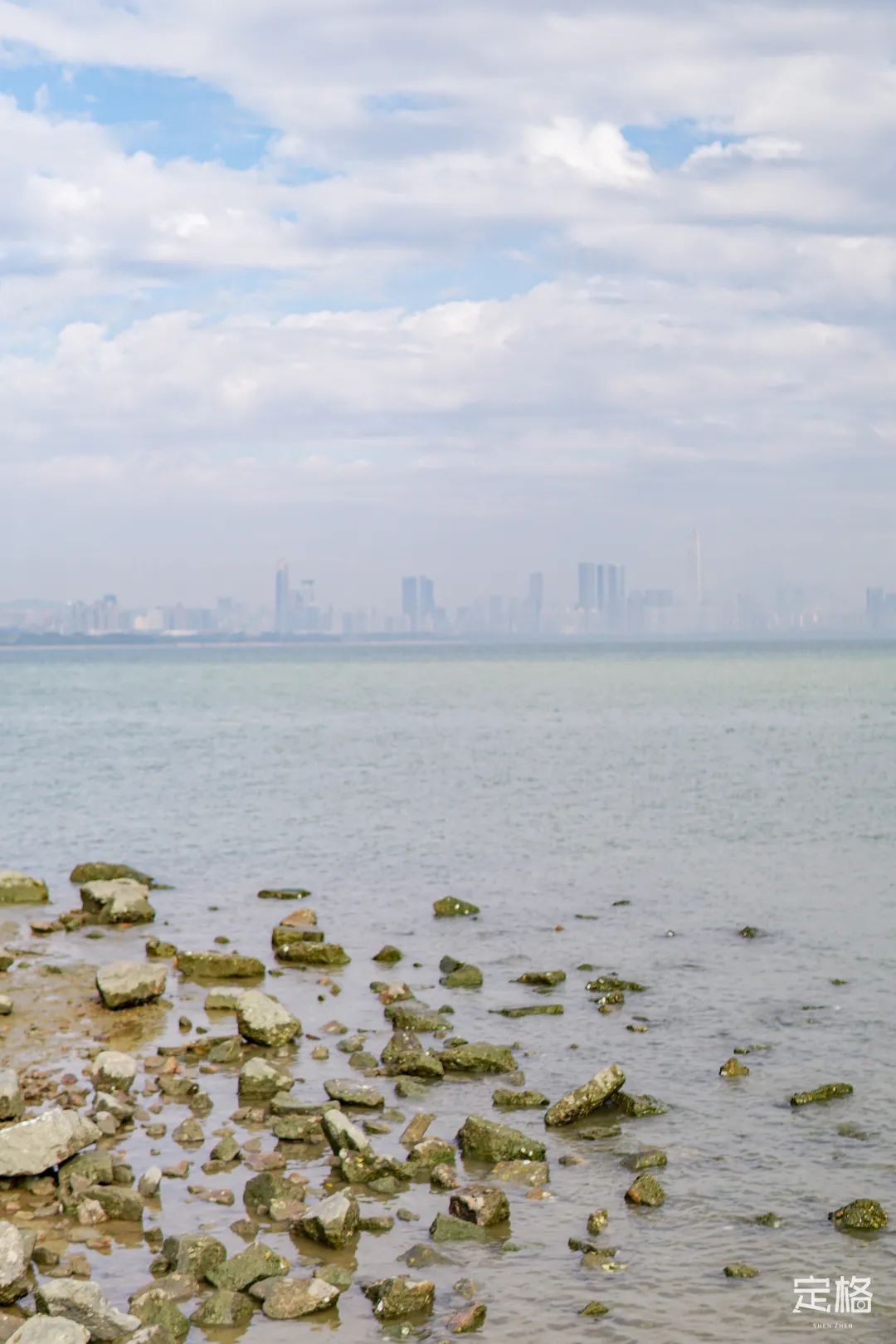 不输大小梅沙！深圳这片海太惊艳