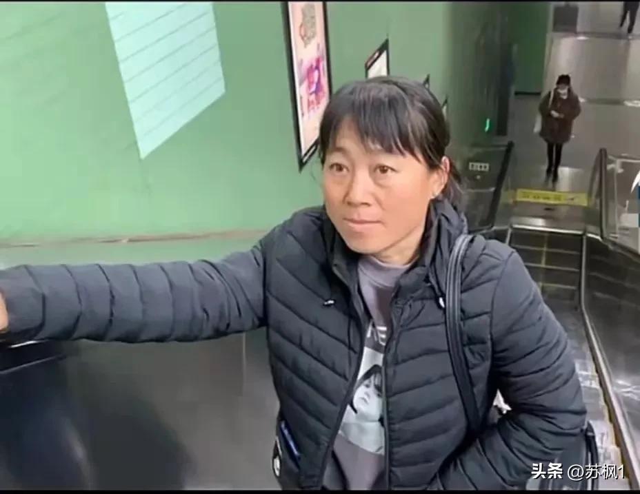 国足教练李铁的工资是多少,国足主教练李铁工资