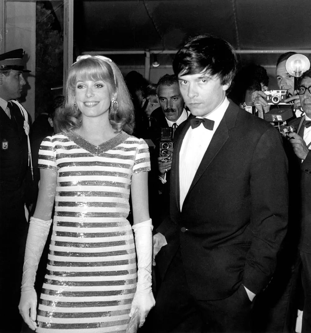 那位曾靓绝时尚圈、串起欧洲上流社会的超模为何落魄至此……