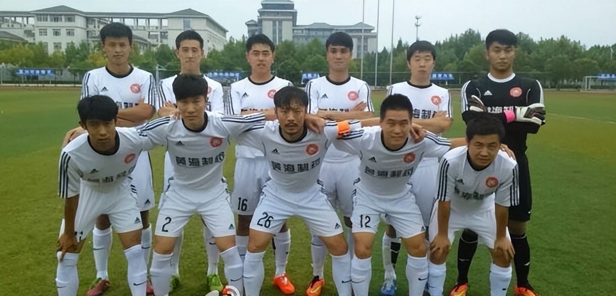 青岛队拿过多少次总冠军,青岛足球队夏季联赛成绩