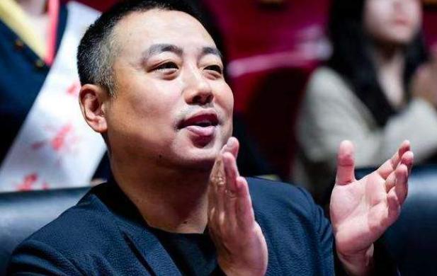 刘国梁让王楚钦解说马龙和孙颖莎,刘国梁任命队长