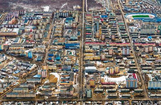 飞越俄罗斯上空,世界目前最大的钻石矿