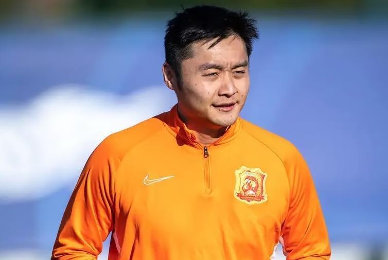 李铁武汉队,李铁武汉卓尔战绩