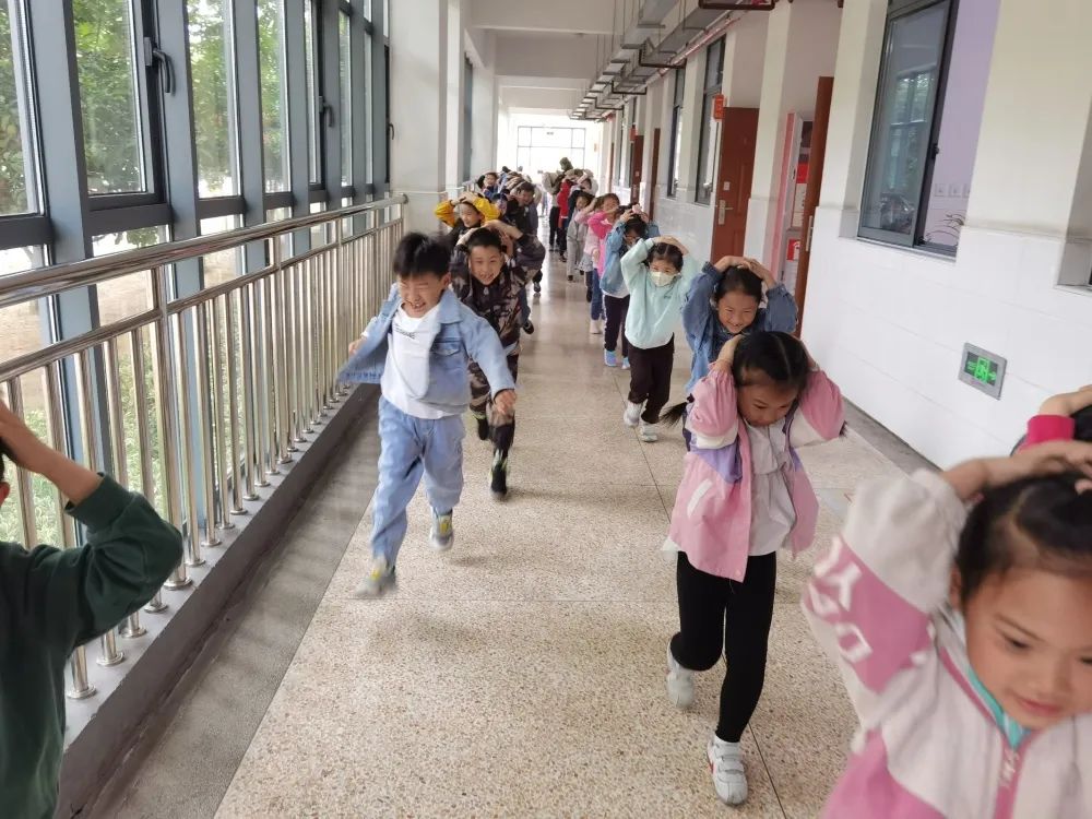 防灾减灾你我同行作文,防灾减灾你我同行宣传视频