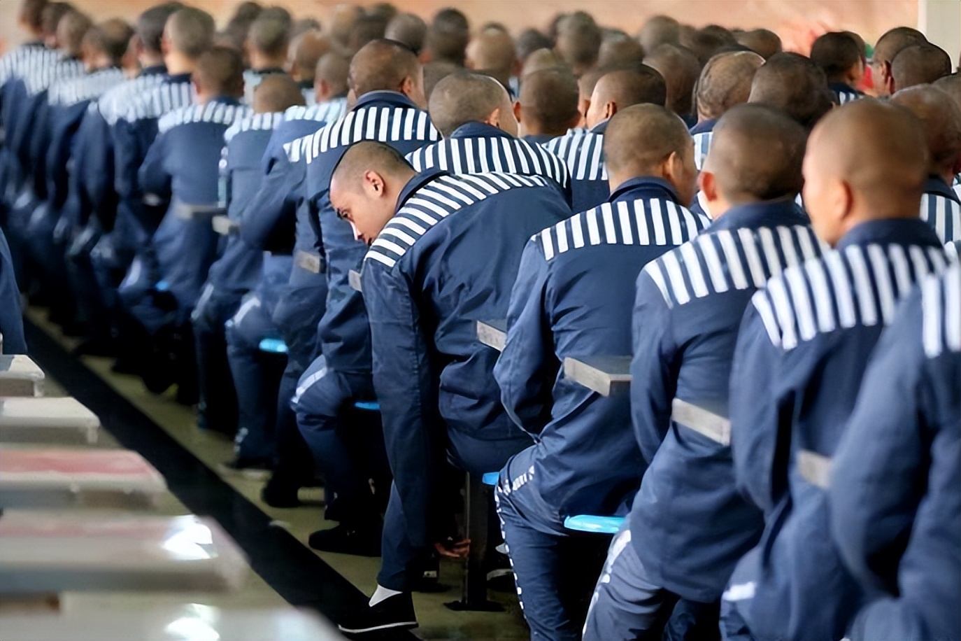 中国最牛死刑犯死刑当天逆天改命,中国监狱传奇死刑犯