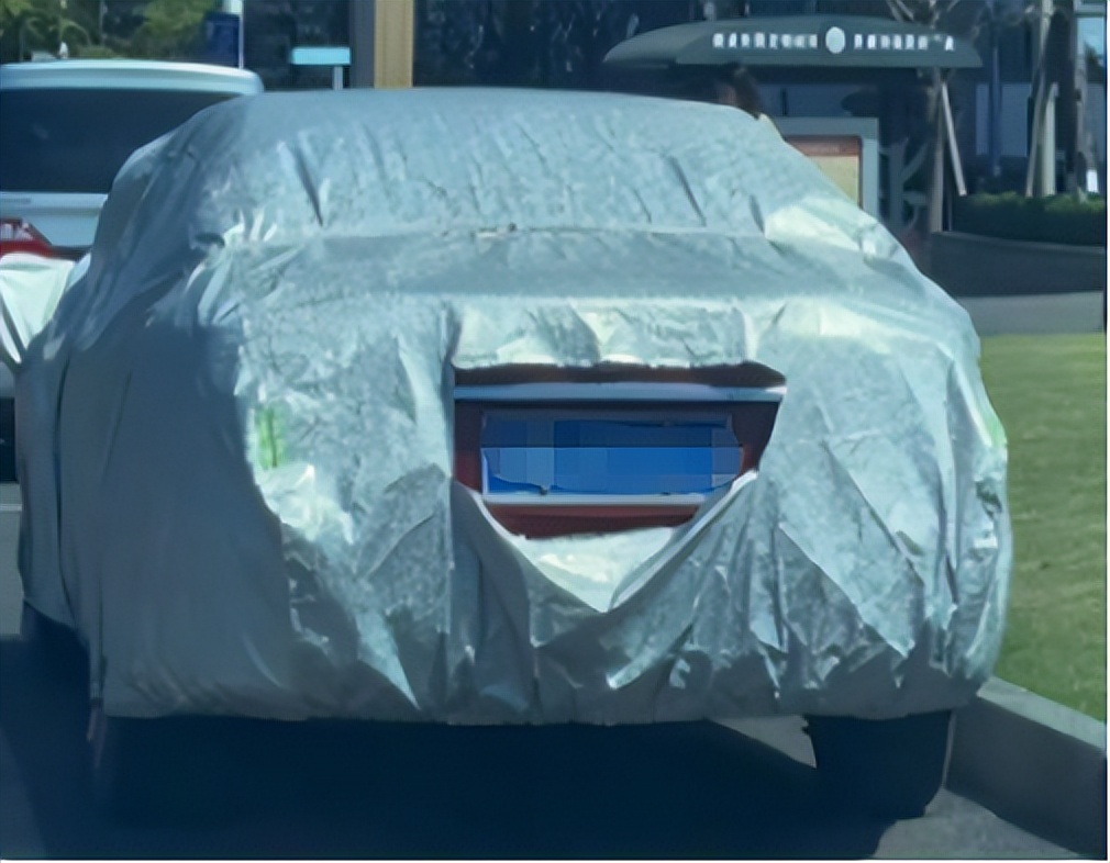 停车位罩车衣扣分吗,汽车停车罩车衣扣12分