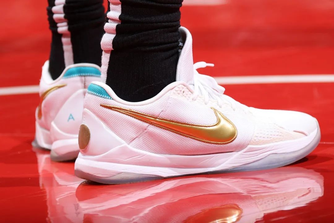 欧文和乔治球鞋,nikekobeivprotro男子篮球鞋