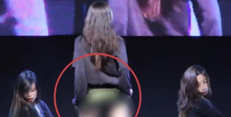 灰色短裙韩国女团,韩国女团以前穿安全裤吗