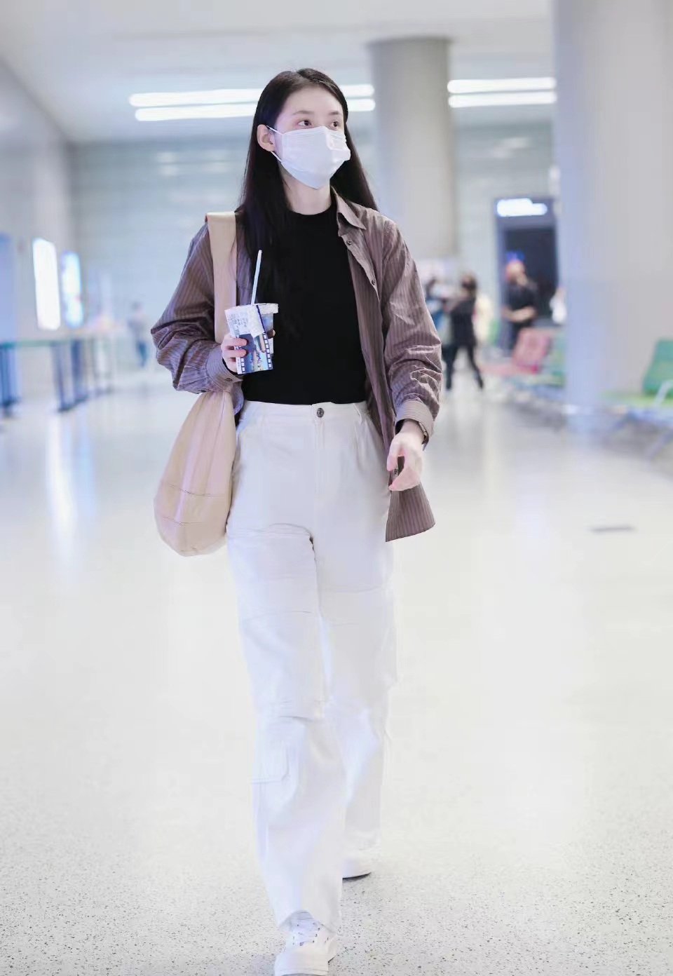 孙伊涵职场穿搭西装,孙伊涵毛衣穿搭