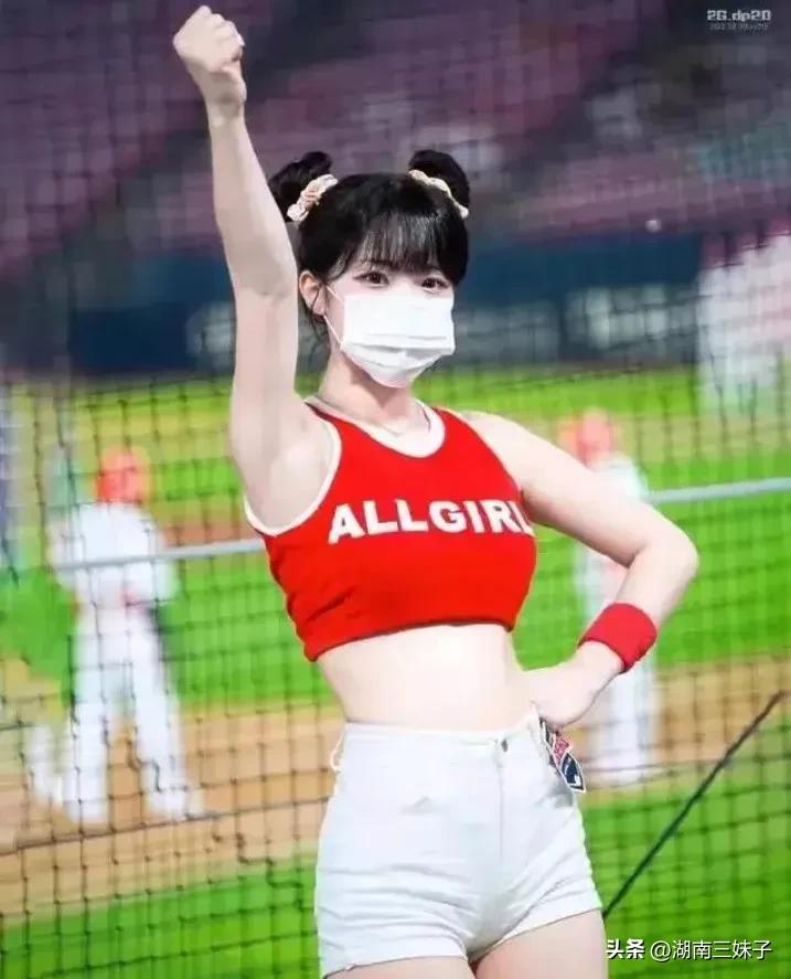 卡塔尔世界杯韩国足球宝贝李多惠,卡塔尔世界杯韩国啦啦队李多惠