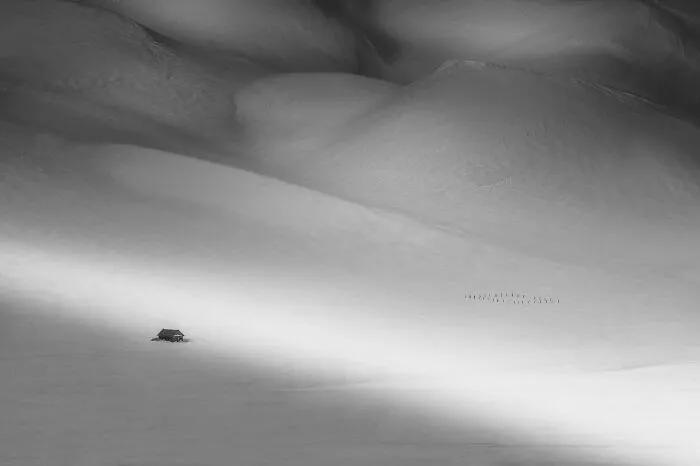 40张国际摄影奖顶尖作品震撼人心,世界摄影获奖人物震撼图