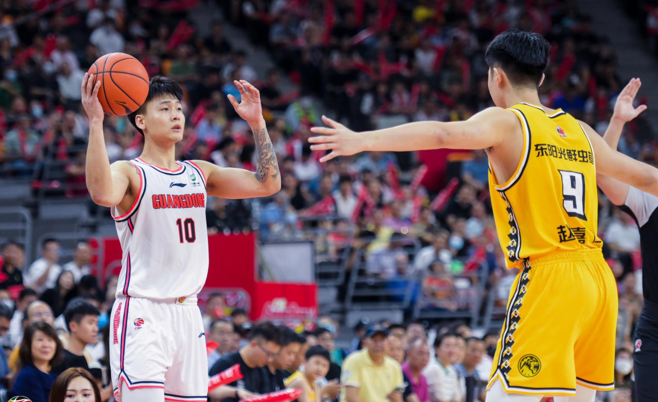 广东宏远篮球俱乐部徐杰,徐杰广东宏远完整版