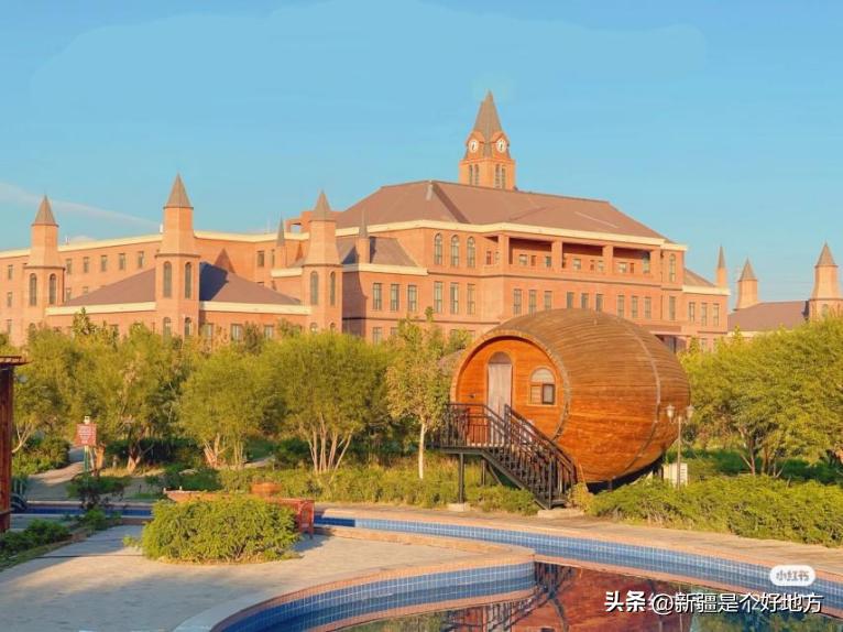 暑假北疆旅游攻略详细,五一适合去南疆还是北疆