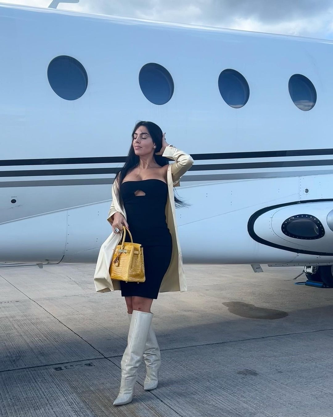 c罗最新私人飞机,拉风c罗乘1.7亿私人飞机