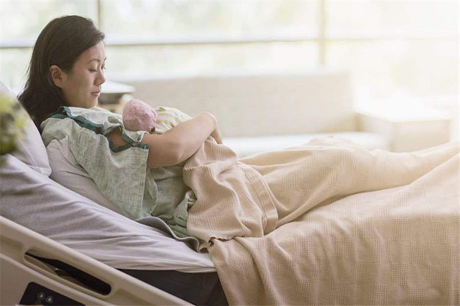 坐月子可以开空调自然风吗,坐月子开空调注意事项