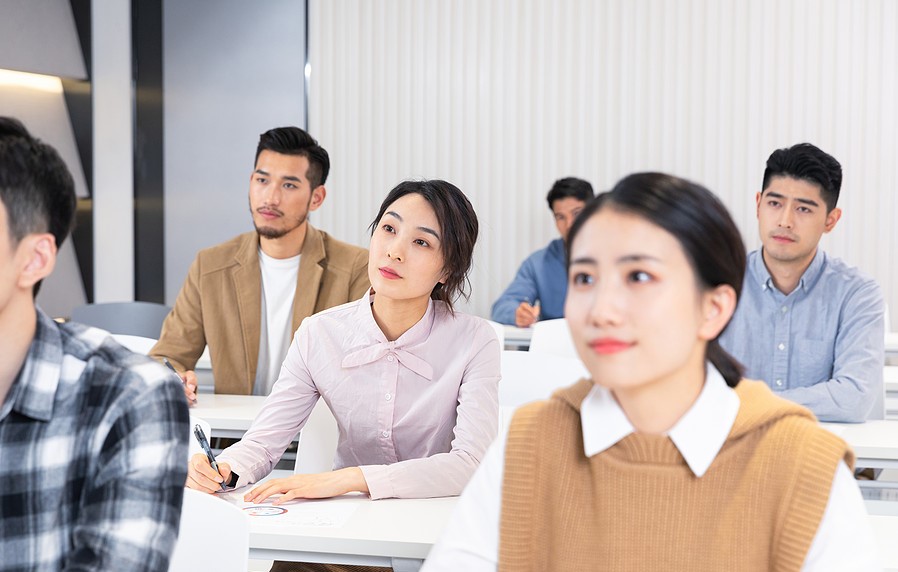 中域教育的真实事件,中域教育是否合法