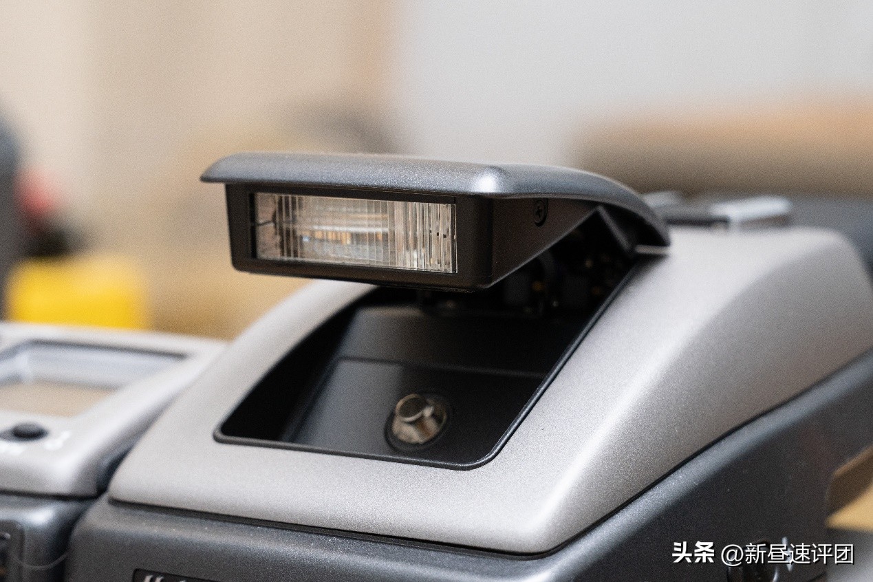 鍝堣嫃涓敾骞卙4d闀滃ご,鍝堣嫃鐩告満h4d-200ms