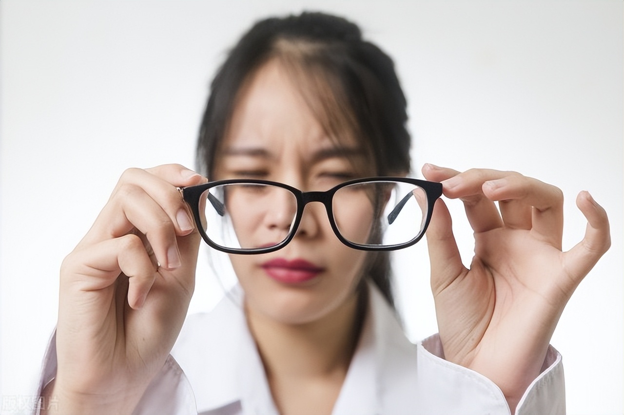 海峡东南配镜中心,海峡东南眼镜铂金广场店