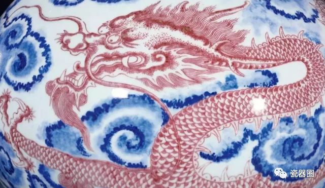 大清嘉庆香草龙纹官窑盘,清三代瓷器龙纹特征