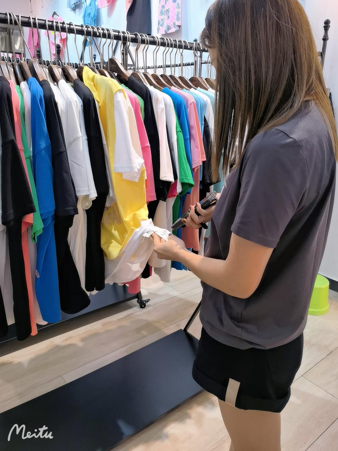 服装批发用什么软件直播,服装批发开单软件哪个比较好用