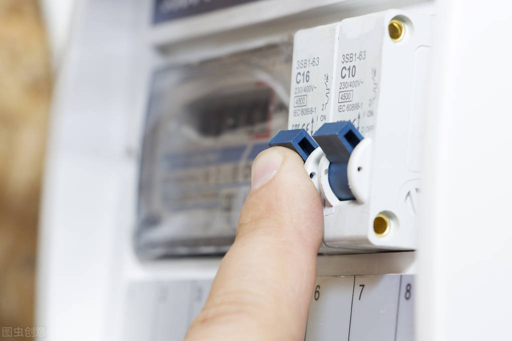 家里电表用超快有什么办法呢,家里电表越转越快只需一招