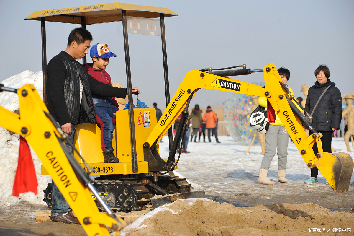 蓝翔技校在中国的地位,蓝翔技校真实的情况