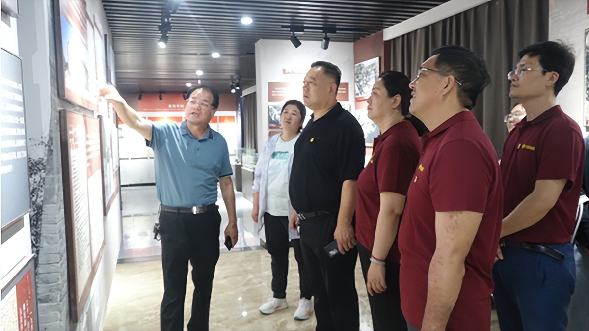 市福彩中心慰问党员,许昌市福彩中心