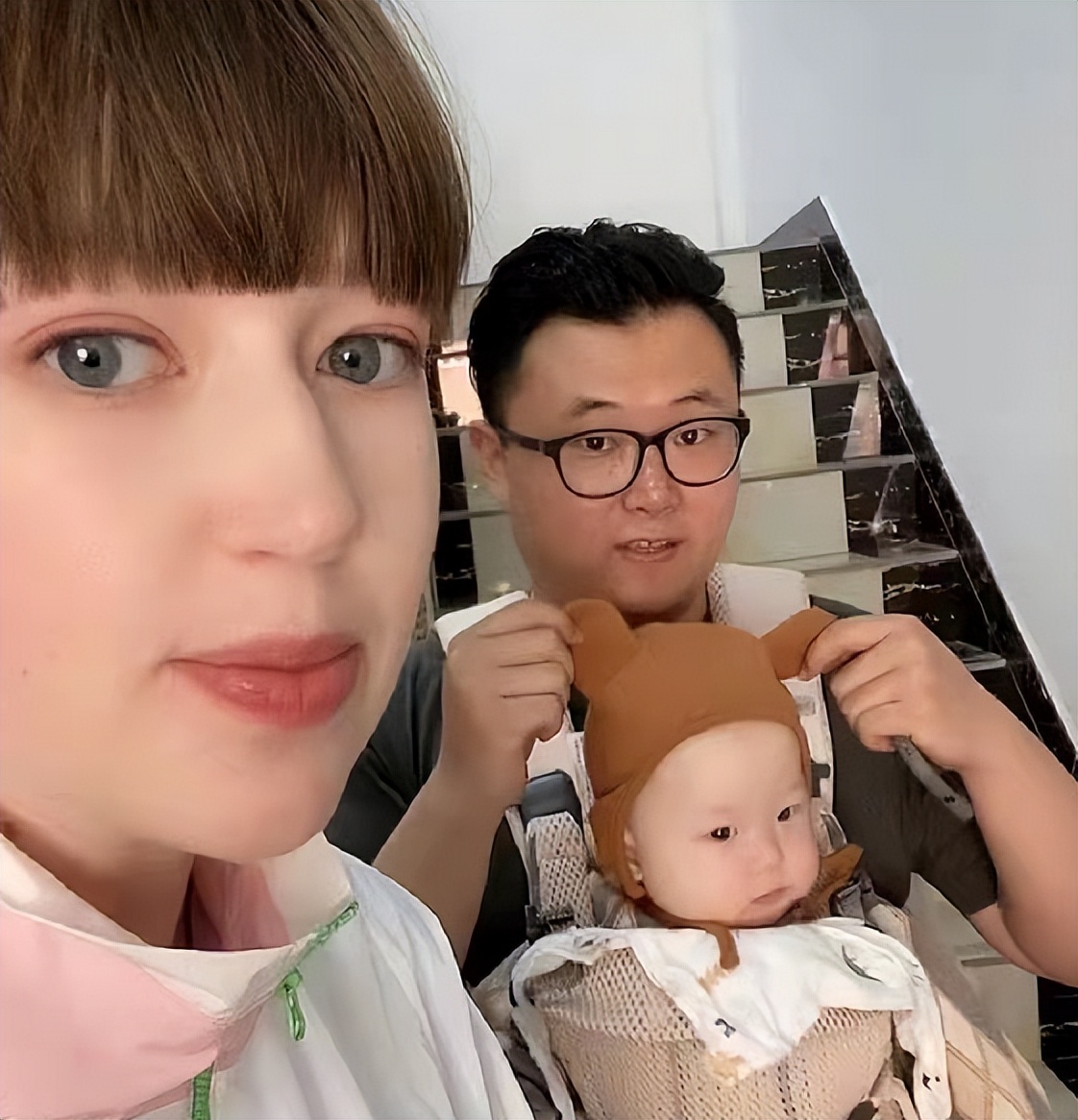 安徽00后小伙娶白俄罗斯美女,安徽小伙娶俄罗斯17岁女孩