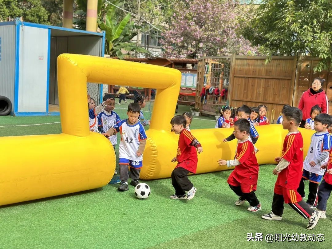 幼儿足球联赛快乐大比拼,岳池县小学足球比赛