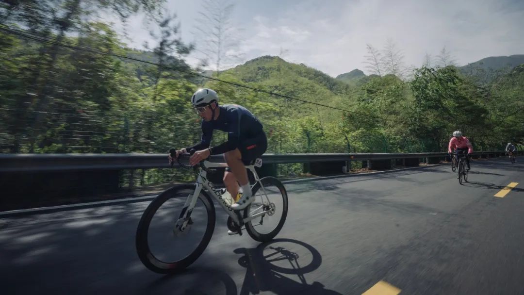 摄影富士gfx100s,富士拍体育的镜头