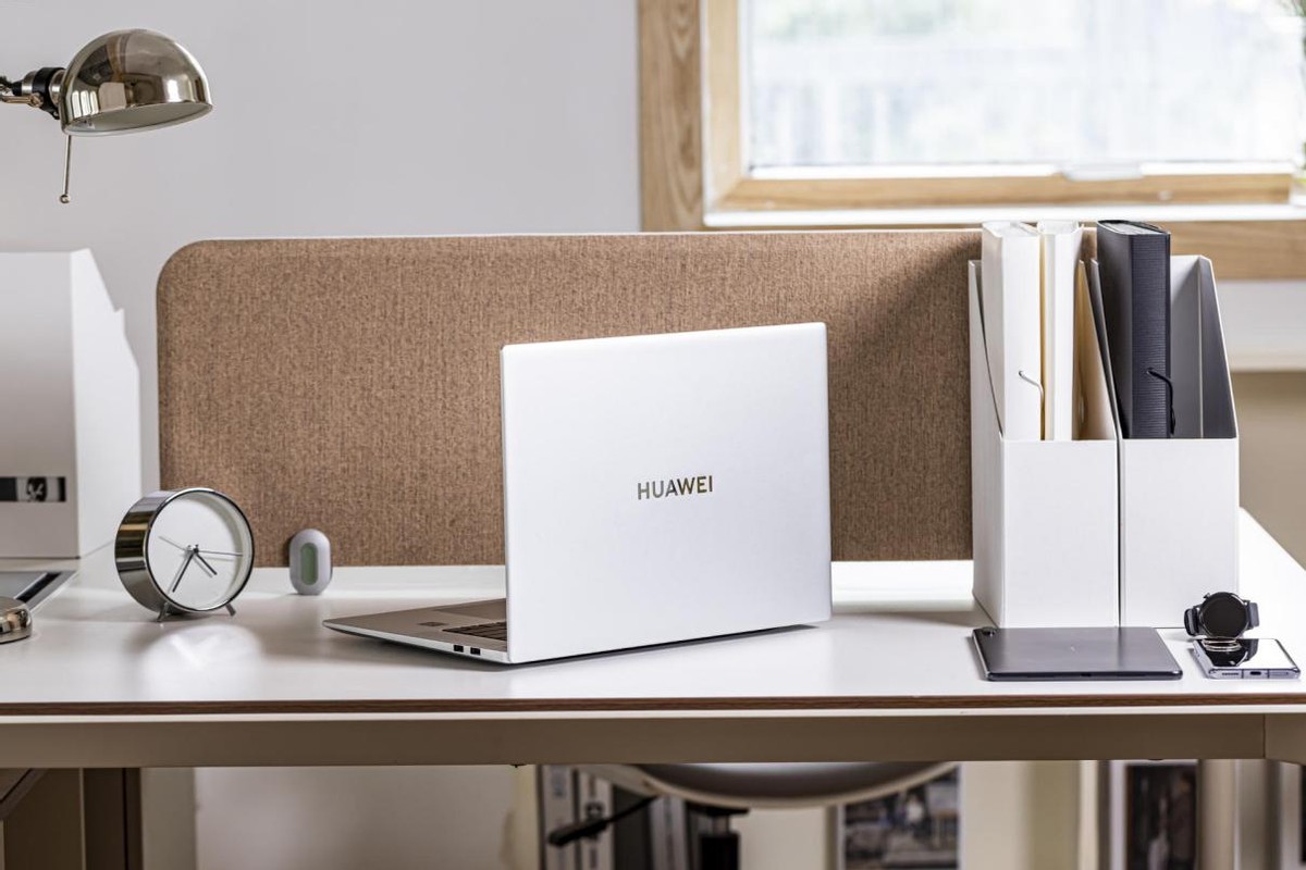 华为matebook16s摄影师修图,华为matebook16s视频剪辑测试