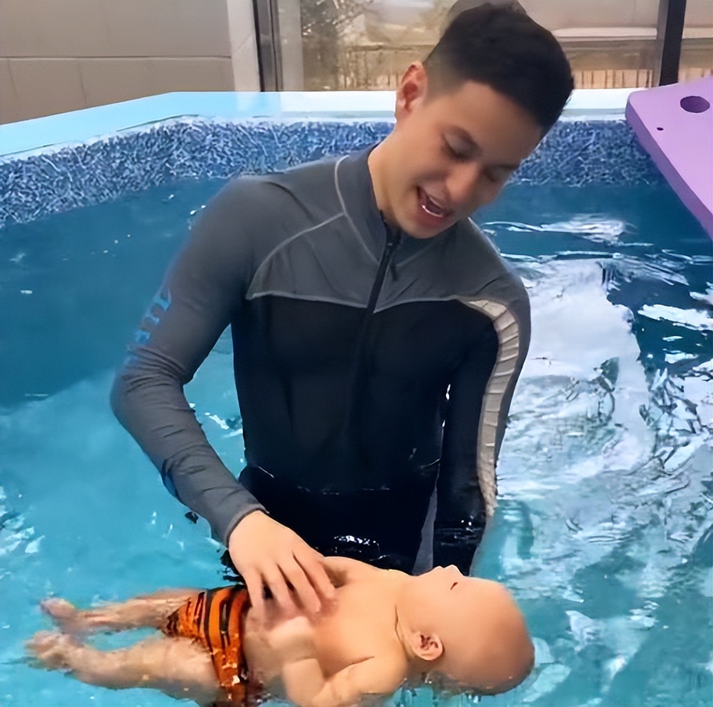 儿童洗澡游泳馆加盟,婴儿游泳馆怎么加盟好