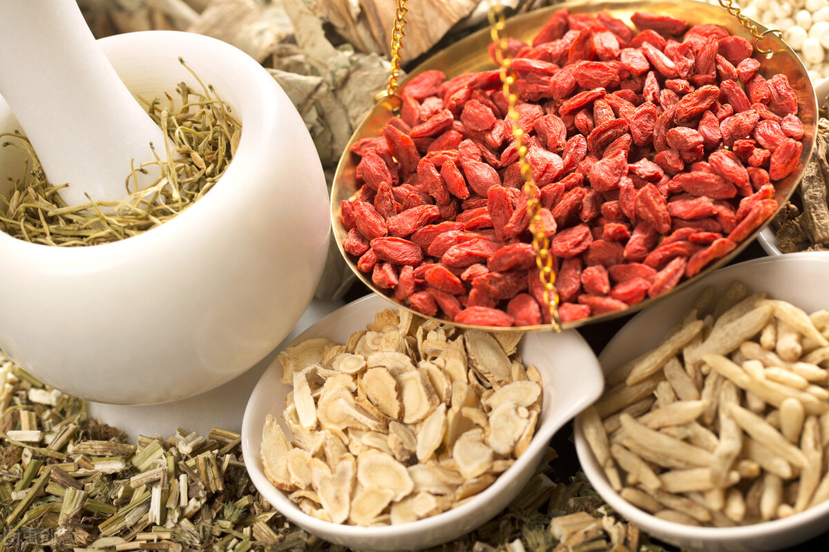 女人40岁闭经主要原因是什么,女人40岁闭经