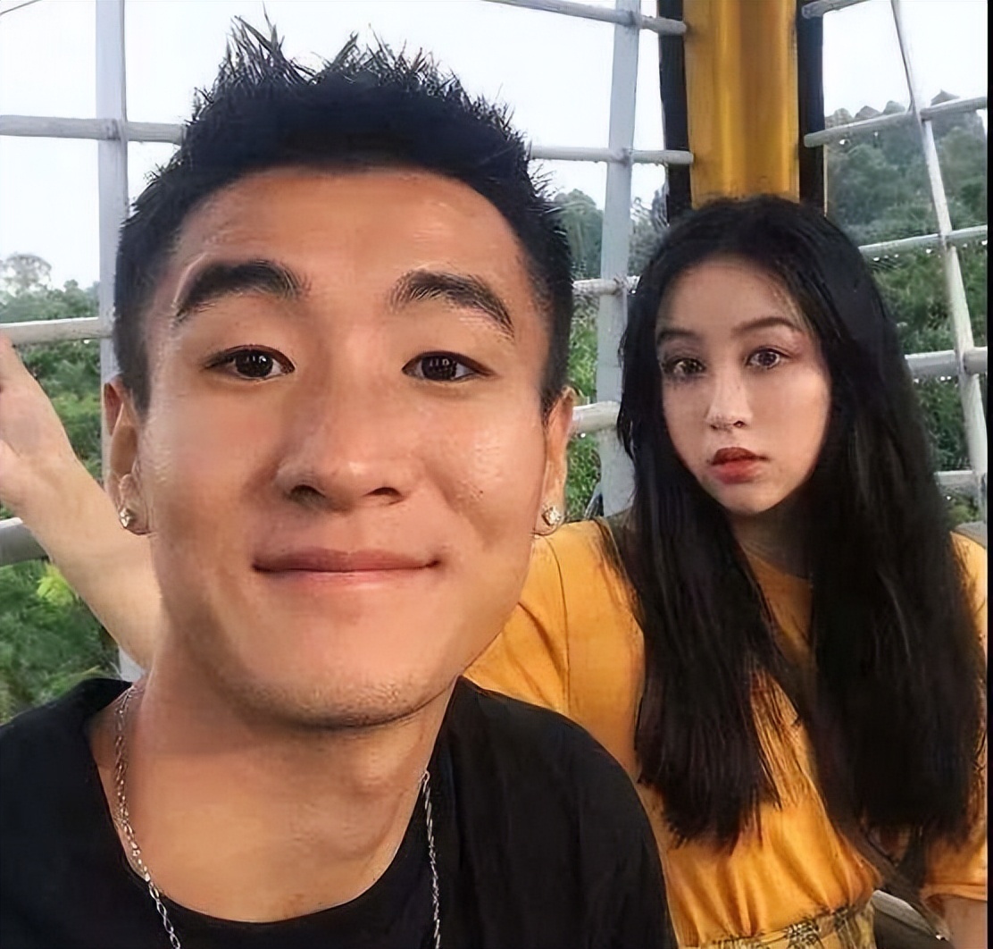 韦世豪老婆吴雅家世,韦世豪和老婆秀恩爱