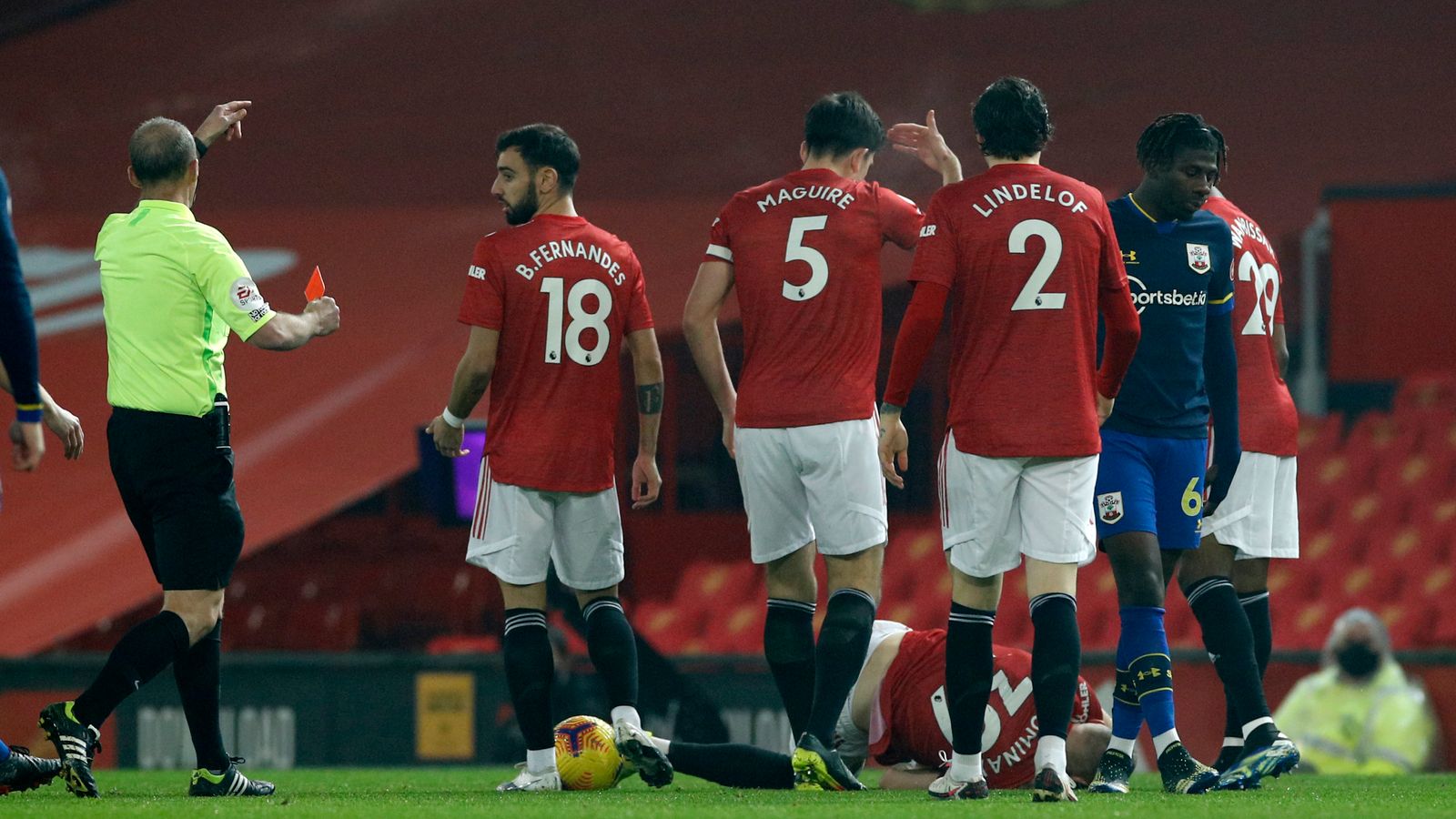 盘点足坛经典瞬间,致敬足球史上十大绝杀