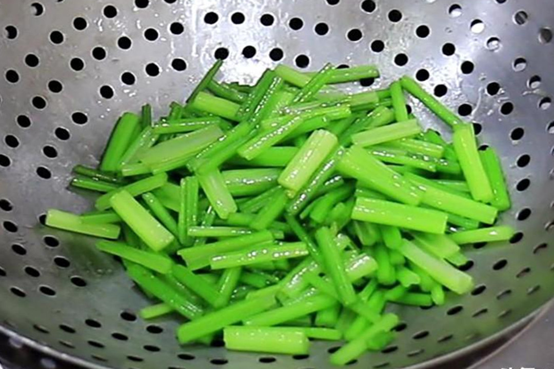 保护肝脏的最佳菜谱,这4种食物是养肝的好食材