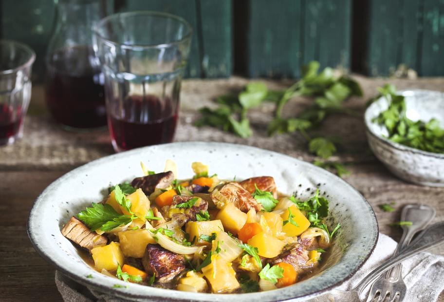 德国人的酸菜和香肠 (香肠德国美食)