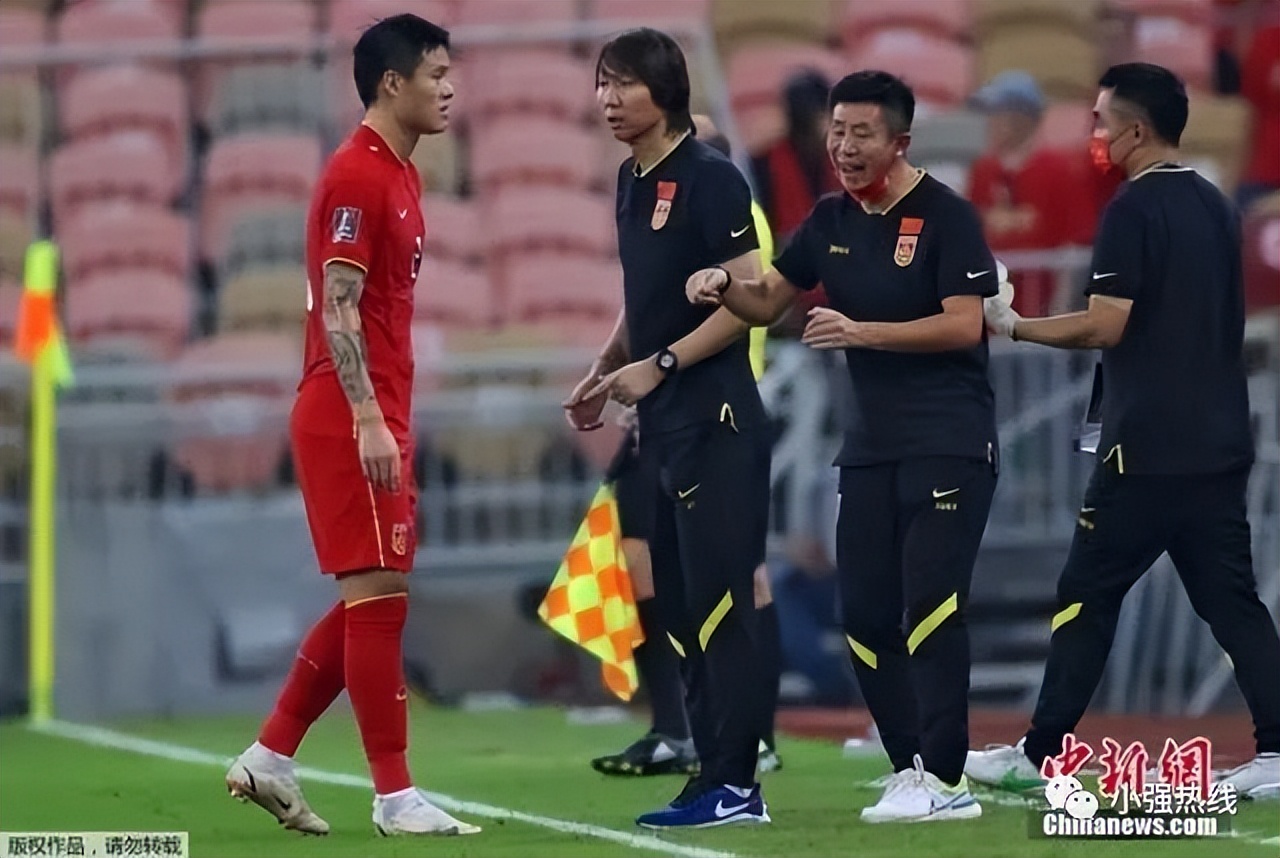 国足原主教练李铁简介,国足主教练李铁现在干嘛