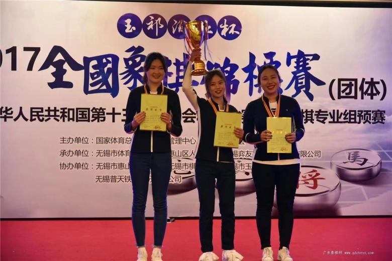 瑞安又一个超牛的女孩！12岁就拿下冠军…好漂亮