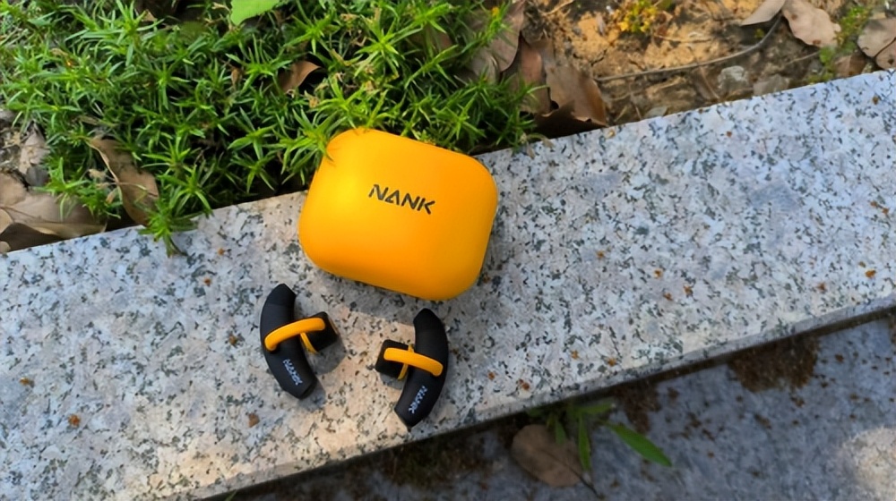 开放式耳机比较流行的耳机种类,开放式耳机音质排行榜