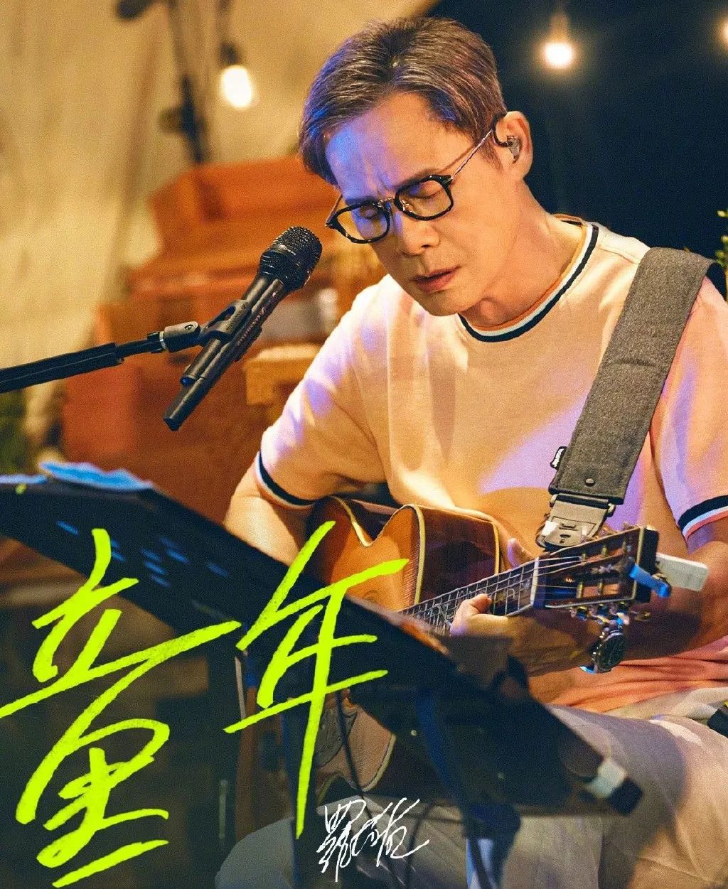 露骨成这样，却没人嘲她「色情」