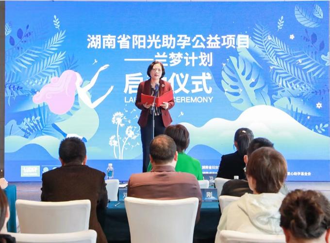 帮扶救助困难家庭,帮扶困境家庭